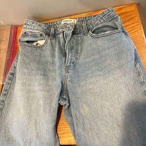 Abercrombie & Fitch Light Denim Jeans